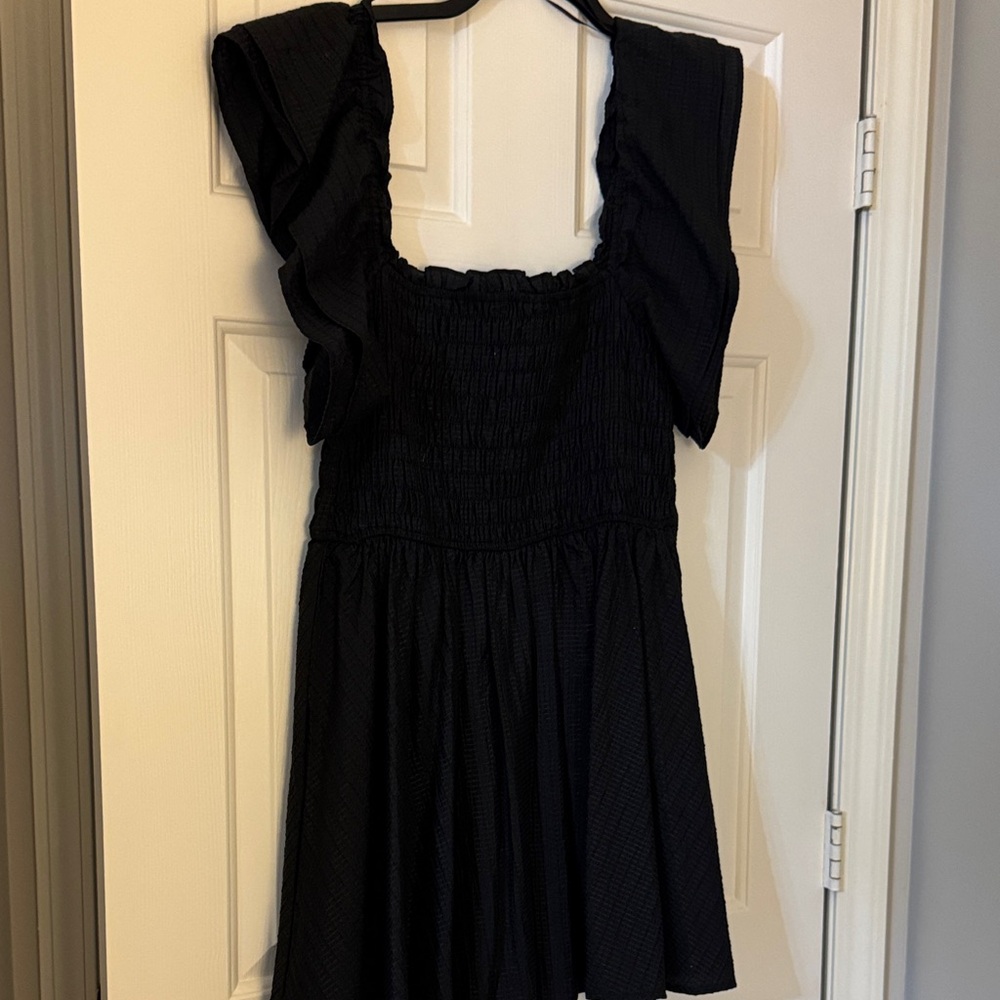 Black Ruffled Sleeveless Dress